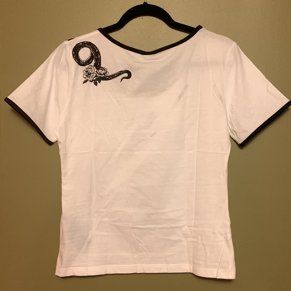 Snakes & Roses Ringer T-Shirt - Picture 4 of 5